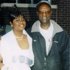 Meet your Posher, Holly